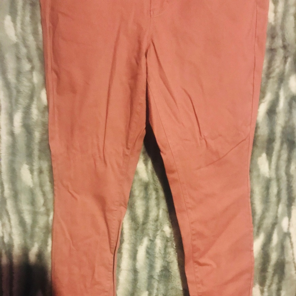Mid Ride Jeggings